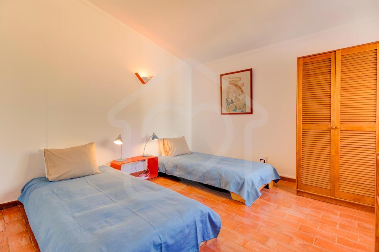 Villas2Go2 Praia Da Marinha Lagoa  Exterior photo